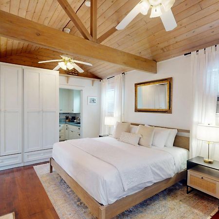 Santa Barbara Beach Cottage Exterior foto